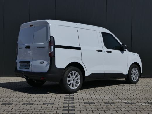 Ford Transit Courier 1.5 EcoBlue Trend | Voorraad! | Camera | Lichtmetalen Velgen | Trekhaak | Cruise Control | Airco ... ActivLease financial lease