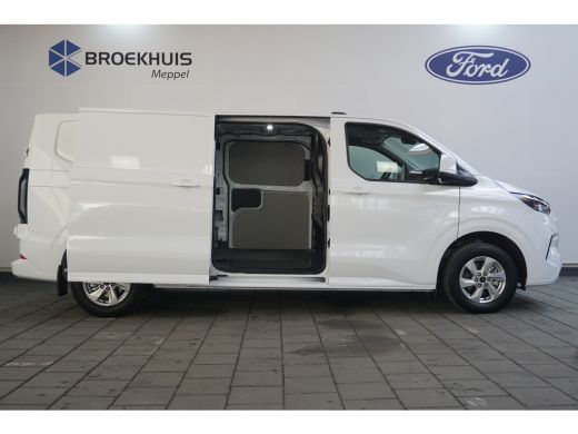 Ford Transit Custom Ford 320 2.0 TDCI L2H1 Limited | Trekhaak! | Schuifdeur Links & Rechts | Stuurwiel Verwarmd | Voo... ActivLease financial lease