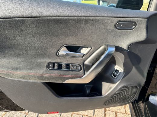 Mercedes A-Klasse 250 e AMG Blackpack | Camera ActivLease financial lease