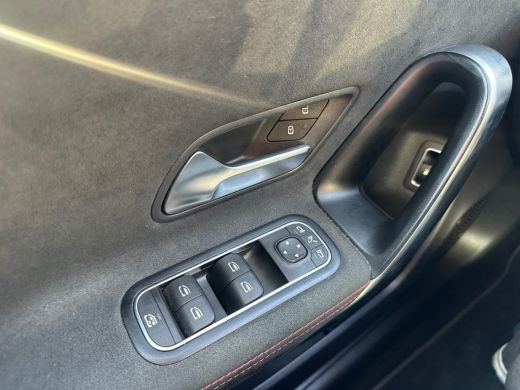 Mercedes A-Klasse 250 e AMG Blackpack | Camera ActivLease financial lease