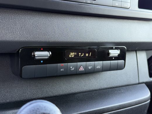 Mercedes Sprinter 314 CDI 4X4 / PICK-UP / DOKA / DUBBEL CABINE / AIRCO / CRUISE / APPLE CARPLAY / 6 PERSOONS / ZEER... ActivLease financial lease