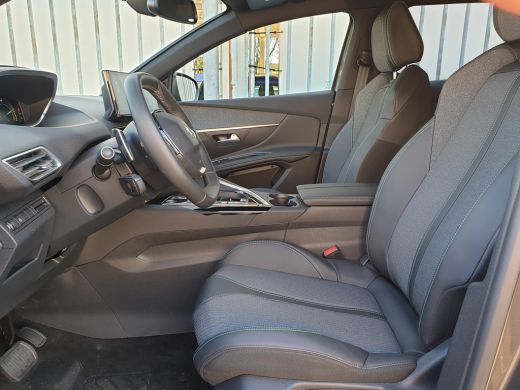 Peugeot 3008 Hybrid 136 e-DCS6 Allure Pack Business | 18" lichtmetalen velgen 'Detroit' | Achterste zijruiten ... ActivLease financial lease