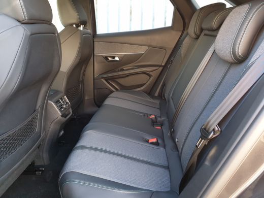 Peugeot 3008 Hybrid 136 e-DCS6 Allure Pack Business | 18" lichtmetalen velgen 'Detroit' | Achterste zijruiten ... ActivLease financial lease