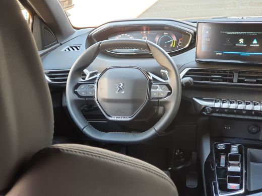 Peugeot 3008 Hybrid 136 e-DCS6 Allure Pack Business | 18" lichtmetalen velgen 'Detroit' | Achterste zijruiten ... ActivLease financial lease
