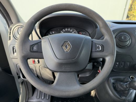 Renault Master 2.3 dCi 131 pk E6 / PICK UP / L4 MAXI / 1e EIG. / HIAB KRAAN / AIRCO / CRUISE / 3-ZITS ActivLease financial lease