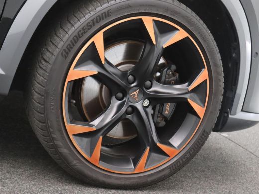 Seat Formentor 1.4 e-Hybrid VZ Performance 245PK DSG Pano-Schuifdak, Side Assist, Adaptieve Cruise Controle, Sto... ActivLease financial lease