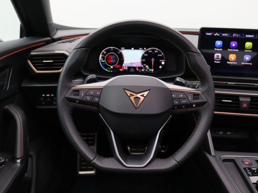 Seat Formentor 1.4 e-Hybrid VZ Performance 245PK DSG Pano-Schuifdak, Side Assist, Adaptieve Cruise Controle, Sto... ActivLease financial lease