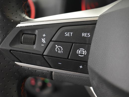 Seat Ibiza 1.0 EcoTSI FR 96pk | 1e eigenaar | Cruise control | Led koplampen | App connect | Privacy glass |... ActivLease financial lease