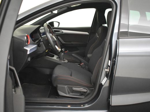 Seat Ibiza 1.0 EcoTSI FR 96pk | 1e eigenaar | Cruise control | Led koplampen | App connect | Privacy glass |... ActivLease financial lease