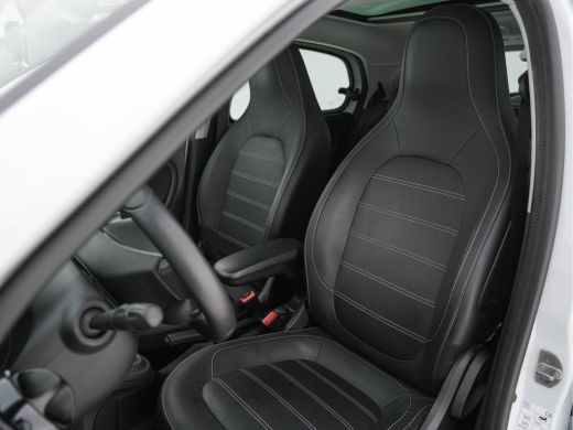 Smart Forfour EQ Business Solution Cool&Media-Pack 18 kWh [ 3-Fase ] (INCL-BTW) *PANO | FULL-LEATHER | NAVI-FUL... ActivLease financial lease