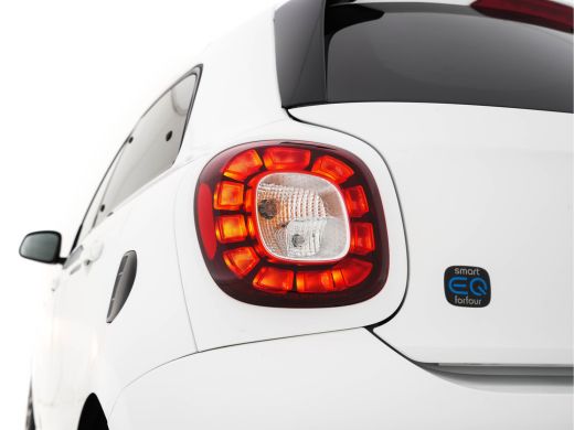 Smart Forfour EQ Business Solution Cool&Media-Pack 18 kWh [ 3-Fase ] (INCL-BTW) *PANO | FULL-LEATHER | NAVI-FUL... ActivLease financial lease