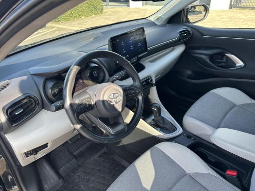 Toyota Yaris 1.5 Hybrid Executive ActivLease financial lease