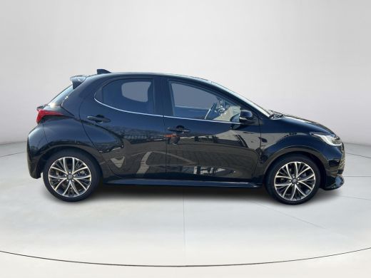 Toyota Yaris 1.5 Hybrid Executive ActivLease financial lease