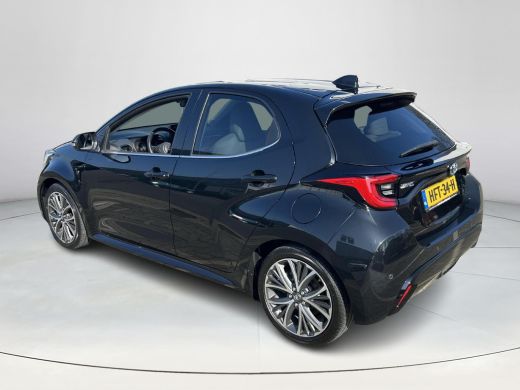Toyota Yaris 1.5 Hybrid Executive ActivLease financial lease