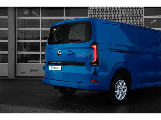 Volkswagen Transporter 2.0 TDI 170PK Bulli Intro L2 | Digital Cockpit | LED | Navigatie | ActivLease financial lease