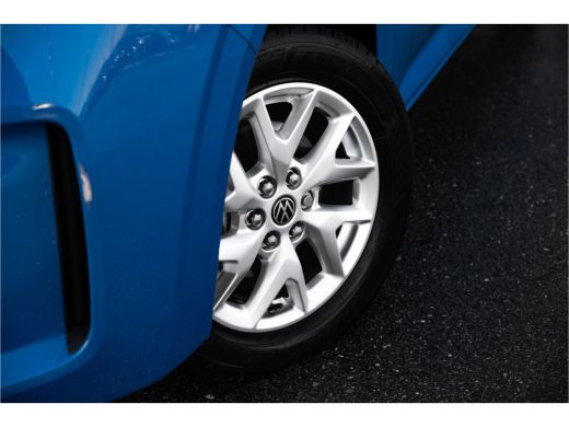 Volkswagen Transporter 2.0 TDI 170PK Bulli Intro L2 | Digital Cockpit | LED | Navigatie | ActivLease financial lease