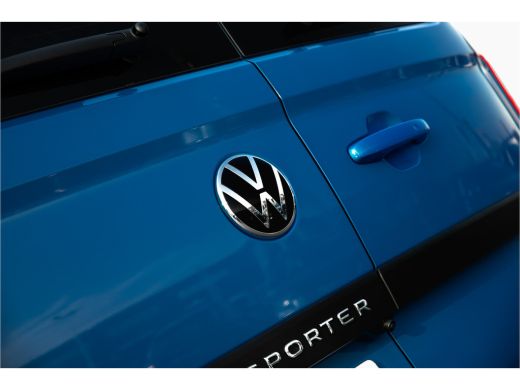Volkswagen Transporter 2.0 TDI 170PK Bulli Intro L2 | Digital Cockpit | LED | Navigatie | ActivLease financial lease