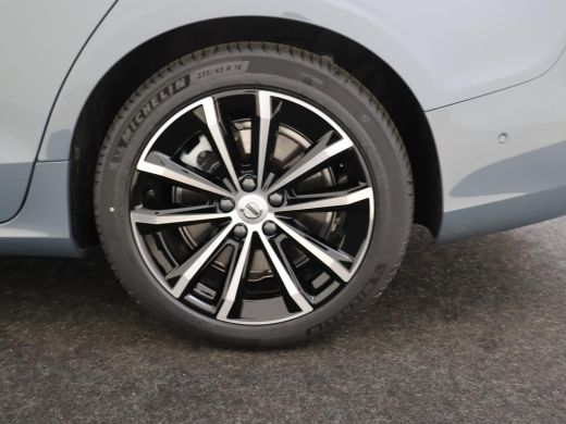 Volvo  S60 Volvo 2.0 Recharge T6 AWD Ultimate Dark | Bowers & Wilkins | Trekhaak | Getint Glas | 360 Camera ... ActivLease financial lease