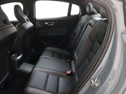 Volvo  S60 Volvo 2.0 Recharge T6 AWD Ultimate Dark | Bowers & Wilkins | Trekhaak | Getint Glas | 360 Camera ... ActivLease financial lease