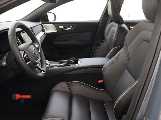 Volvo  S60 Volvo 2.0 Recharge T6 AWD Ultimate Dark | Bowers & Wilkins | Trekhaak | Getint Glas | 360 Camera ... ActivLease financial lease