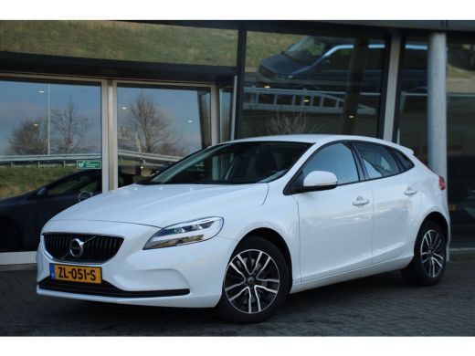 Volvo  V40 T2 Polar+ | Cruise Control | Navigatie | Stoelverwarming | Full-LED | 16-Inch | PDC ActivLease financial lease