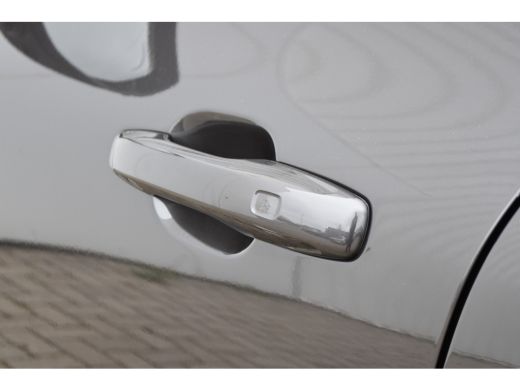 Volvo  XC60 Volvo T6 Plug-in hybrid AWD Ultimate Bright |Luchtvering |H&K |360CAM ActivLease financial lease