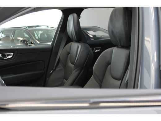Volvo  XC60 Volvo T6 350PK AWD Plus Dark | Trekhaak | Gelamineerd Glas | Adapt Led | Alarm ActivLease financial lease