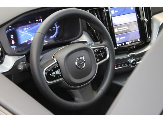 Volvo  XC60 Volvo T6 350PK AWD Plus Dark | Trekhaak | Gelamineerd Glas | Adapt Led | Alarm ActivLease financial lease
