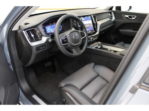 Volvo  XC60 Volvo T6 350PK AWD Plus Dark | Trekhaak | Gelamineerd Glas | Adapt Led | Alarm ActivLease financial lease