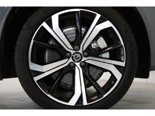 Volvo  XC60 Volvo T6 350PK AWD Plus Dark | Trekhaak | Gelamineerd Glas | Adapt Led | Alarm ActivLease financial lease
