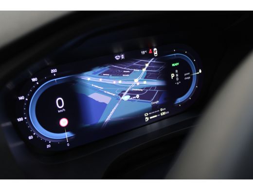 Volvo  XC60 Volvo T6 350PK AWD Plus Dark | Trekhaak | Gelamineerd Glas | Adapt LED | All Season ActivLease financial lease