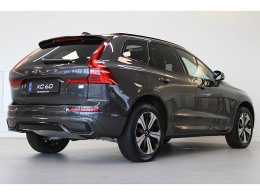 Volvo  XC60 Volvo T6 350PK AWD Plus Dark | Trekhaak | Gelamineerd Glas | Adapt LED | All Season ActivLease financial lease