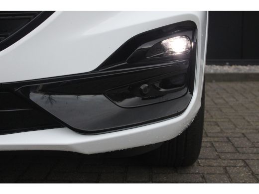 Ford Kuga 2.5 PHEV ST-Line | Black-Edition! | Camera | Standkachel | Dealer Onderhouden | Apple Carplay / A... ActivLease financial lease