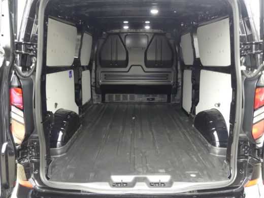 Ford Transit Custom Ford 320 2.0 TDCI L2H1 Limited AUTOMATIC ActivLease financial lease