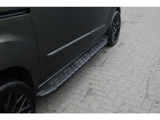 Ford Transit Custom 320 2.0 TDCI L1H1 Limited Dubbele cabine Automaat | Dealer o.h. | 20'' Lichtmetalen velgen | Trek... ActivLease financial lease