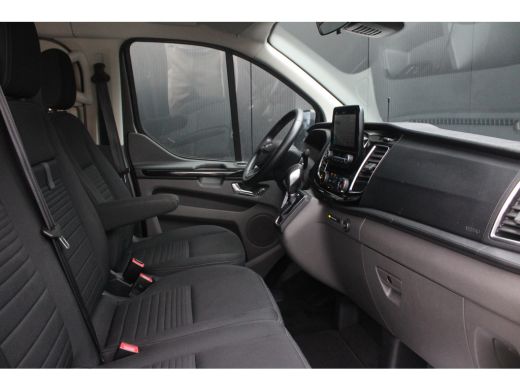 Ford Transit Custom 320 2.0 TDCI L1H1 Limited Dubbele cabine Automaat | Dealer o.h. | 20'' Lichtmetalen velgen | Trek... ActivLease financial lease