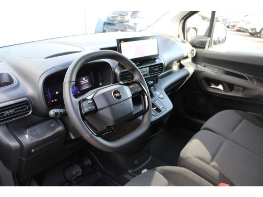 Opel Combo Opel 1.5 BlueHDi 130 S&S L1 | Automaat | Navigatie | Camera | 3-Zits | Lichtmetaal | ActivLease financial lease