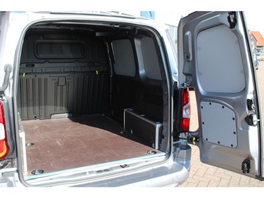 Opel Combo Opel 1.5 BlueHDi 130 S&S L1 | Automaat | Navigatie | Camera | 3-Zits | Lichtmetaal | ActivLease financial lease