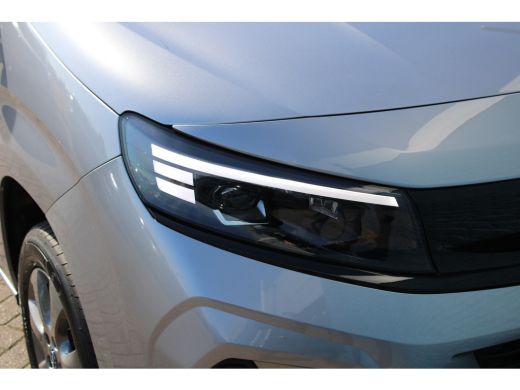 Opel Combo Opel 1.5 BlueHDi 130 S&S L1 | Automaat | Navigatie | Camera | 3-Zits | Lichtmetaal | ActivLease financial lease