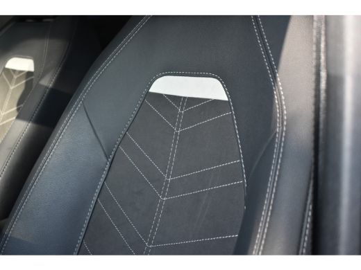 Opel Mokka 1.2 Turbo Hybrid GS 136pk Automaat | Massagestoelen | Navigatie | Alcantara | Achteruitrijcamera ... ActivLease financial lease
