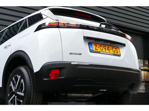 Peugeot 2008 Peugeot Active / NAVI / LED / CLIMA / PDC / CAMERA / BLUETOOTH / CRUISECONTROL / VOORRAAD / DIREC... ActivLease financial lease