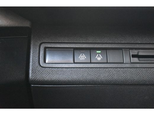 Peugeot 5008 Peugeot 1.2 Hybrid GT 136pk Automaat 7p. | Navigatie | Climate Control | Half-Leder | Achteruitri... ActivLease financial lease