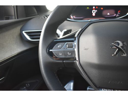 Peugeot 5008 Peugeot 1.2 Hybrid GT 136pk Automaat 7p. | Navigatie | Climate Control | Half-Leder | Achteruitri... ActivLease financial lease