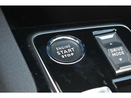 Peugeot 5008 Peugeot 1.2 Hybrid GT 136pk Automaat 7p. | Navigatie | Climate Control | Half-Leder | Achteruitri... ActivLease financial lease
