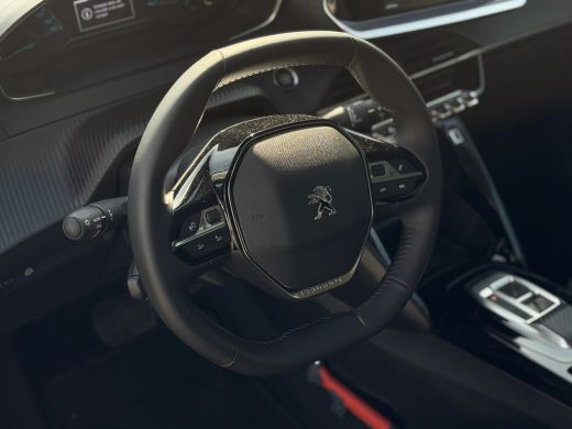Peugeot e-208 EV Active | 11 kW lader | Airco (automatisch) | Apple Carplay/Android Auto|telefoonintegratie pre... ActivLease financial lease