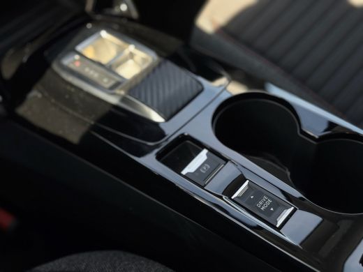 Peugeot e-208 EV Active | 11 kW lader | Airco (automatisch) | Apple Carplay/Android Auto|telefoonintegratie pre... ActivLease financial lease