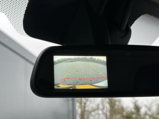 Renault Master 2.3 DCI 136 PK / L1H1 / GLASRESTEEL / 1e EIG. / 2.5T TREKHAAK / IMPERIAAL / CAMERA / AIRCO / CRUISE ActivLease financial lease