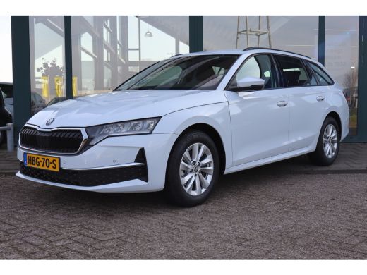 Skoda Octavia Combi 1.5 TSI 116PK Edition | Stoel+stuurverwarming | Parkeersensoren | Trekhaak | Skoda Octavia Combi 1.5 TSI 116PK Edition | Stoel+stuurverwarming | Parkeersensoren | Trekhaak |