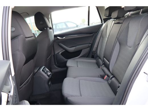 Skoda Octavia Combi 1.5 TSI 116PK Edition | Stoel+stuurverwarming | Parkeersensoren | Trekhaak | ActivLease financial lease