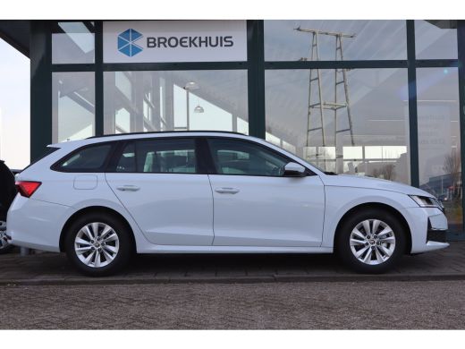 Skoda Octavia Combi 1.5 TSI 116PK Edition | Stoel+stuurverwarming | Parkeersensoren | Trekhaak | ActivLease financial lease